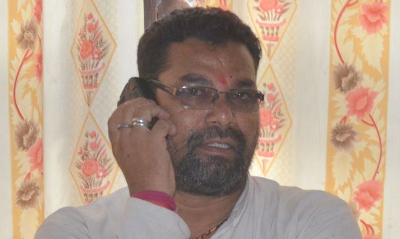 धनगढी उपमहानगरका मेयर कार्यकर्ता खटाएर रानाथारू भाषाको इतिहास लेखाउँदै
